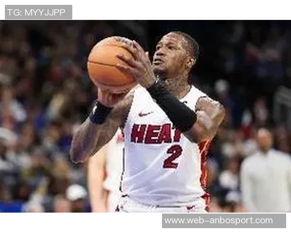 检方本可让罗齐尔自首却选择游街羞辱球员引发争议