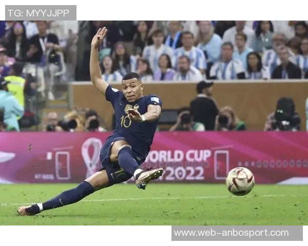 姆巴佩欧冠客场帽子戏法三次并列历史第一追平因扎吉成就