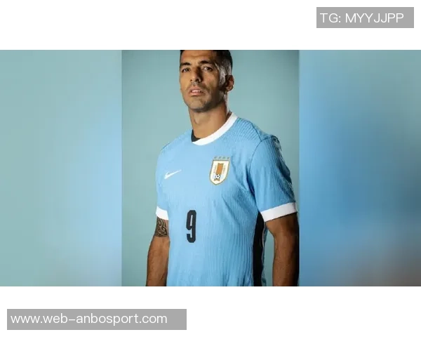 苏亚雷斯被印度小女孩穿裆瞬间引发外网热议震惊表情成热门话题