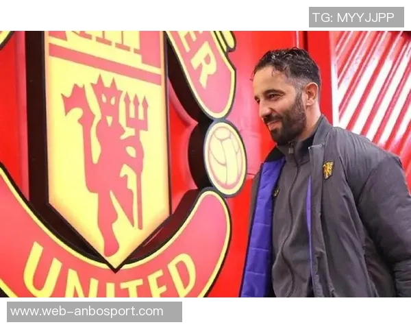 曼联转变阵型为433备战非洲杯姆伯莫等球员缺席