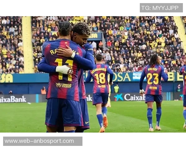 西甲第16轮比赛回顾：皇社领跑巴萨第5皇马第6争夺激烈