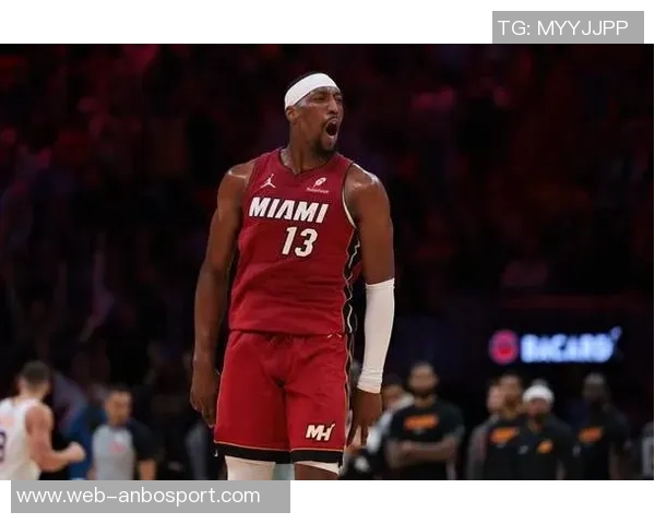 阿德巴约半场表现出色贡献13分9板助力球队攻守兼备正负值高达7