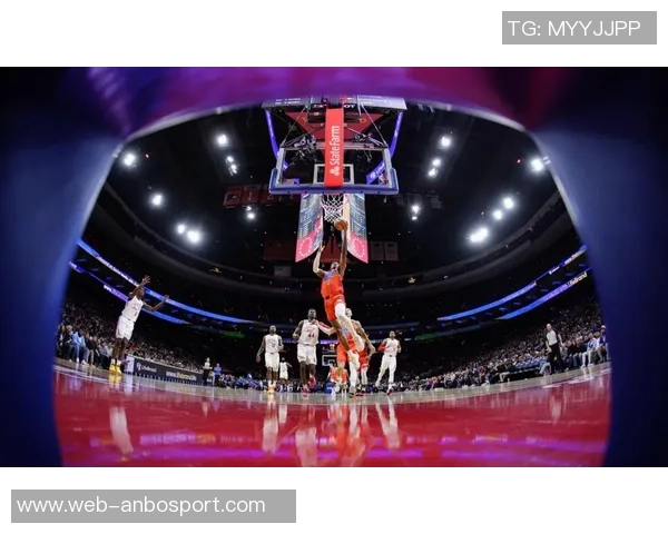 米切尔半场表现低迷8投仅2中三分球全失仅得11分并出现3次失误 米切尔半场表现低迷8投仅2中三分球全失仅得11分并出现3次失误